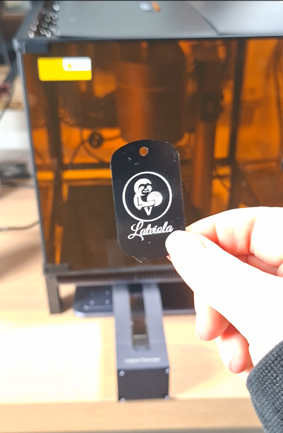 DogTag schwarz Logo
